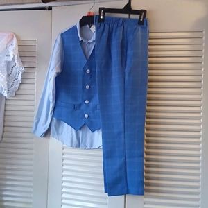 VAN HEUSEN LETLLE BOY SUIT SET SIZE 7 REGULAR